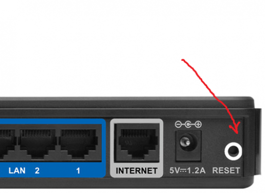 ルータの設定をリセットするには？