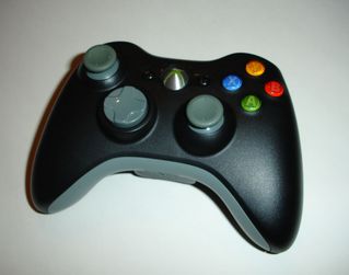 ゲームパッドをXbox 360に接続するには？